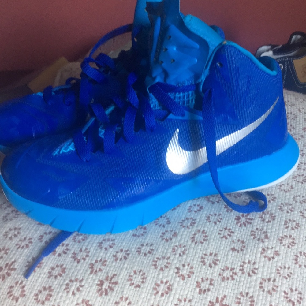 Nike shoes